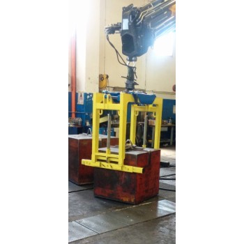 Crane brick stack grapple Loading capacity(kg): 3000  