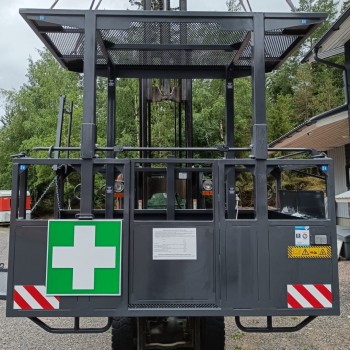 Cesta portaoperarios de hierro para grúas torre para 4